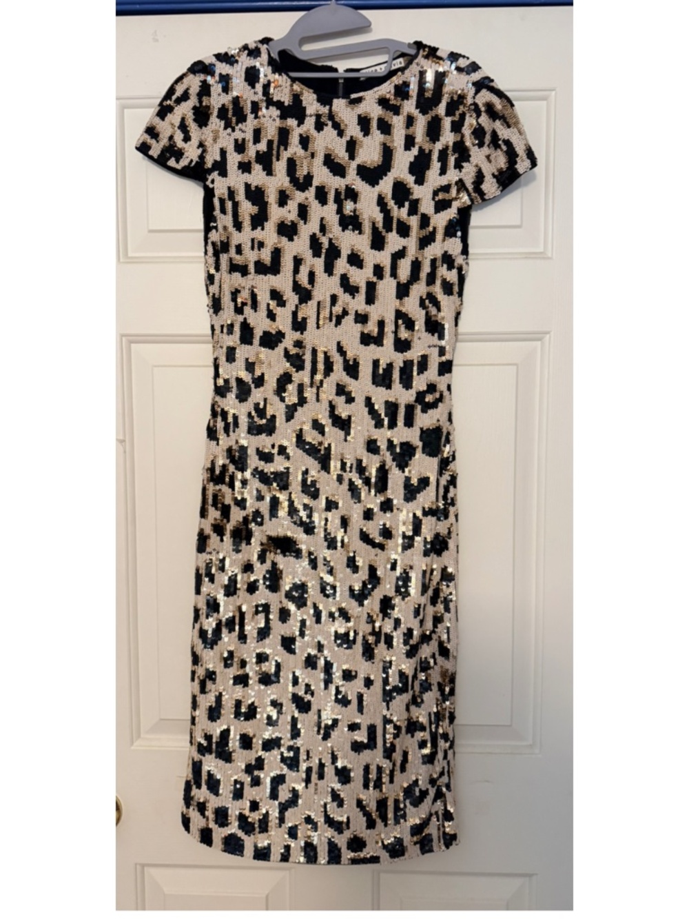 Alice + Olivia Nat Leopard Sequin Dress - Picture 2 of 4